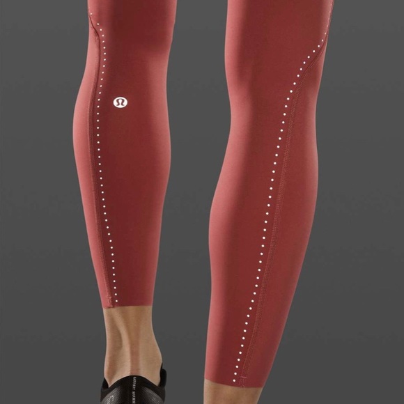 Lululemon Fast and Free Super High Rise - Picture 4 of 8